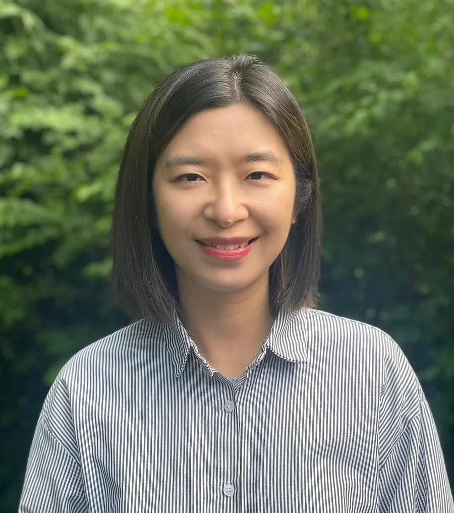 嵩勤 Songqin Wei 的户外肖像